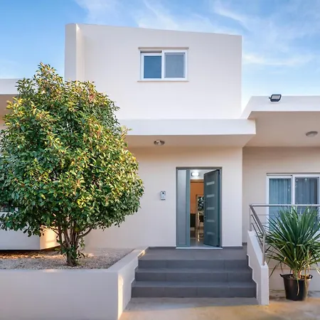 Aronios With Private Pool And Casa Without Pool With Private Garden Aronion