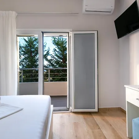 Aronios With Private Pool And Casa Without Pool With Private Garden Aparthotel *